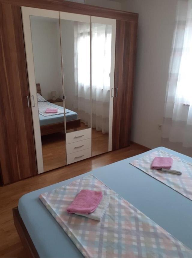 Senoina Ulica 36 Jm Apartment Pula Exterior photo
